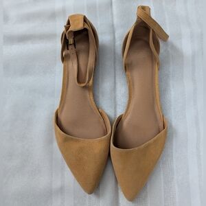 Crown Vintage Women's Flats